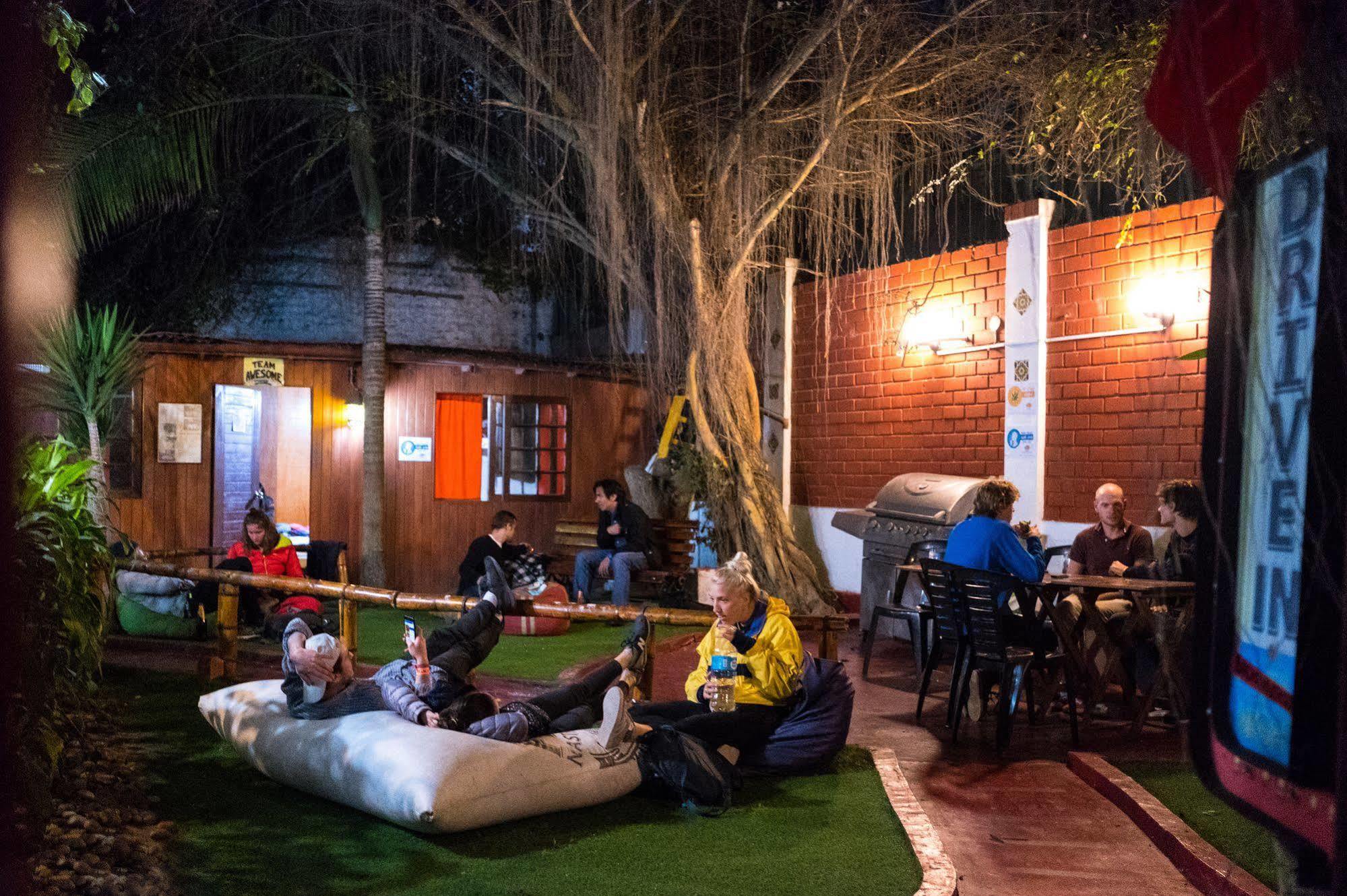 The Point Hostels ลิมา ภายนอก รูปภาพ